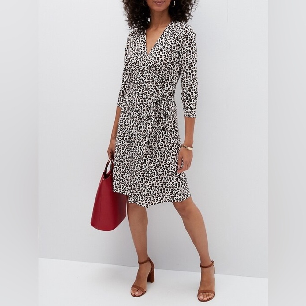 NEW Banana Republic V-Neck Wrap Dress - Tall Medium